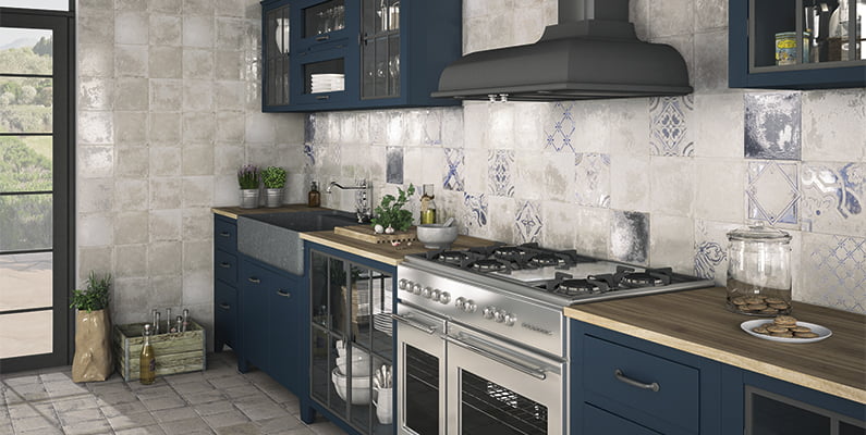 AMBIENTES RICORDI-VENEZZIANI